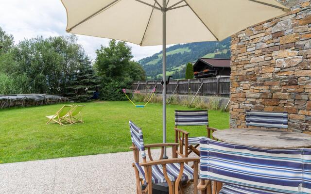 Apartment in Brixen im Thale in ski Area