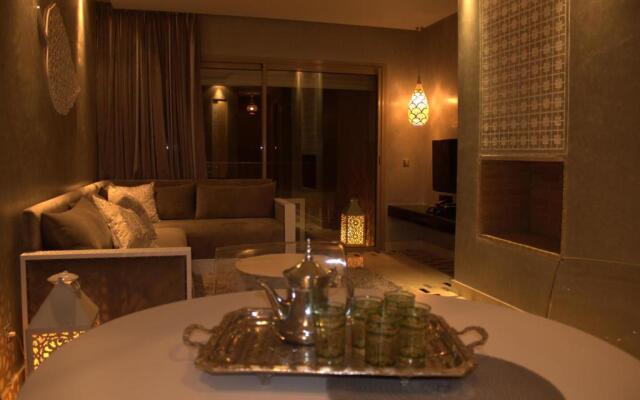 Golf City Apartment
