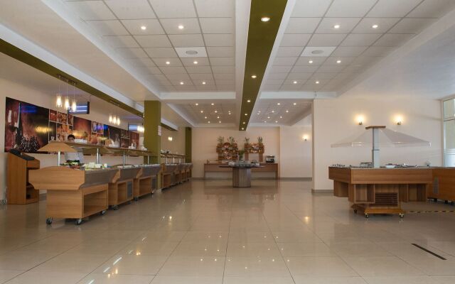 Complex Mediteranean Mamaia