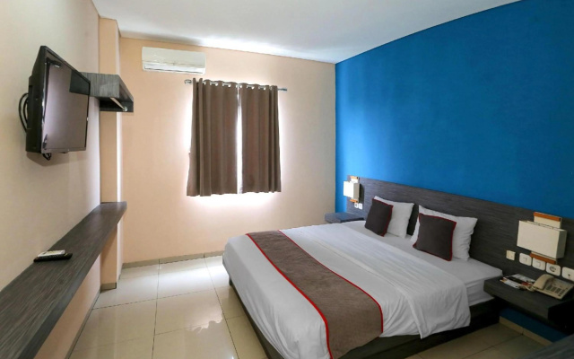 Super Oyo Townhouse Oak Hotel Fiducia Pondok Gede – Guest Rooms – Jakarta