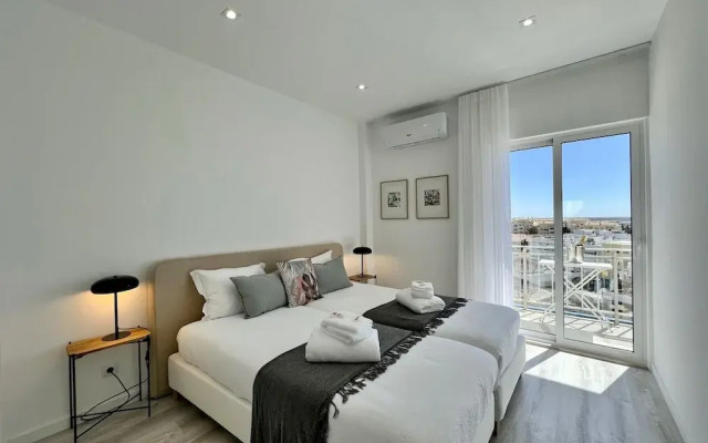 Faro Deluxe by Homing