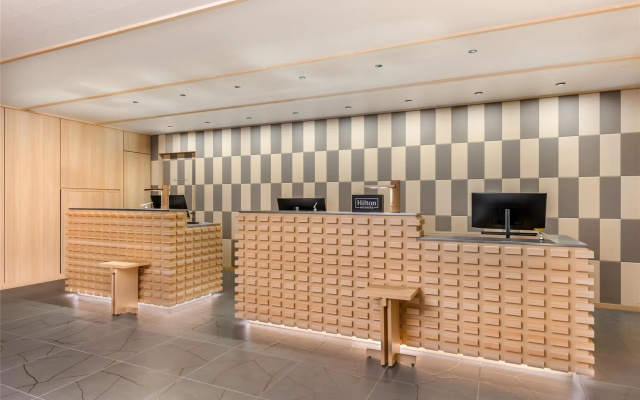 Hilton Grand Vacations Club Tradimo Kyoto Gojo – Lobby – Kyoto