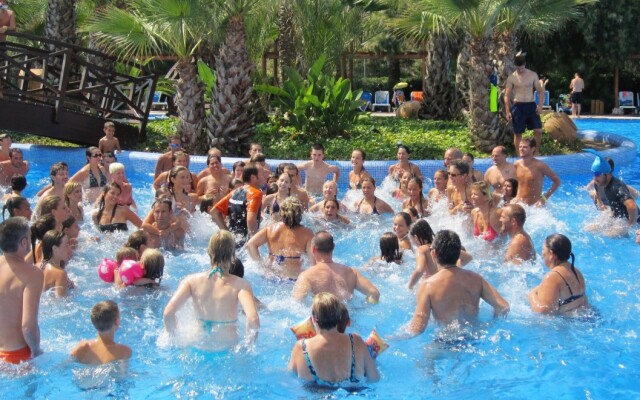 Camping Torre de la Mora