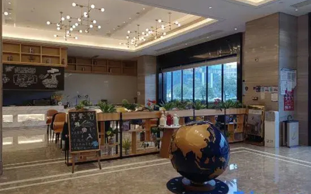 Kyriad Marvelous Hotel Luoding Ring City East Road