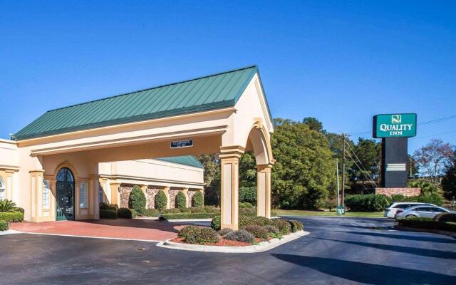 Quality Inn Richmond Hill - Savannah I-95