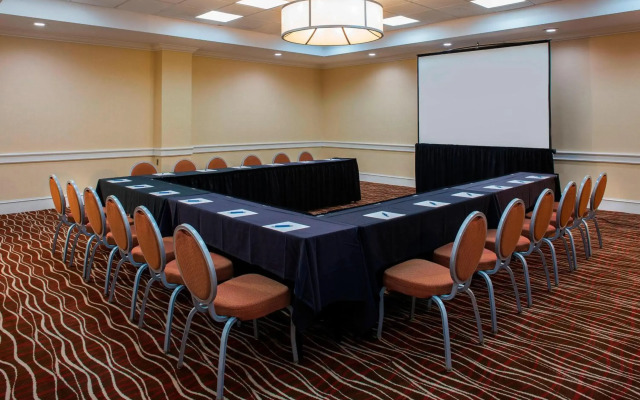 Four Points by Sheraton Suites Tampa Airport Westshore
