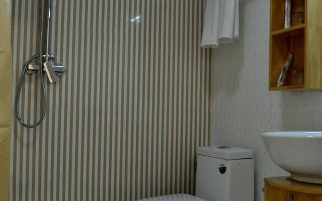 Linhai Hotel - Kunming