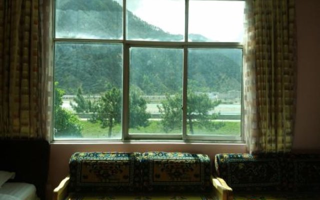 Lhasa Snow Inn
