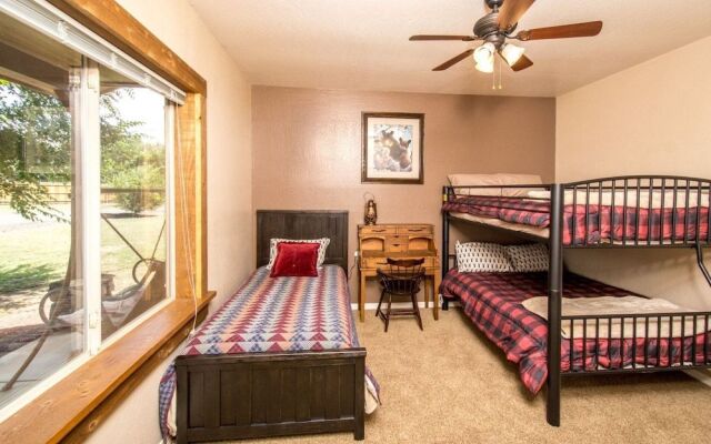 Silver Saddle Mountain Retreat