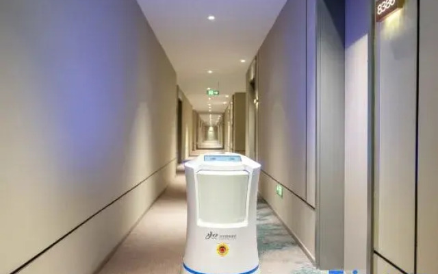 Homeinn Selected Hotel (Baoji Administrative Avenue Zhong Hospital East Area)