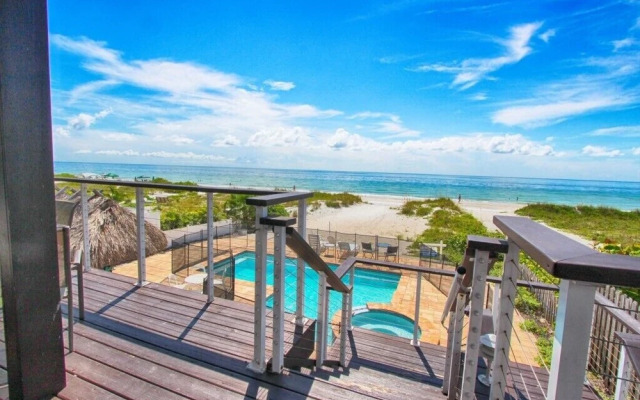 Sunshine's Hideaway by RedAwning