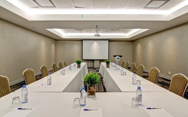 Holiday Inn Express Hotel & Suites Toronto - Markham by IHG