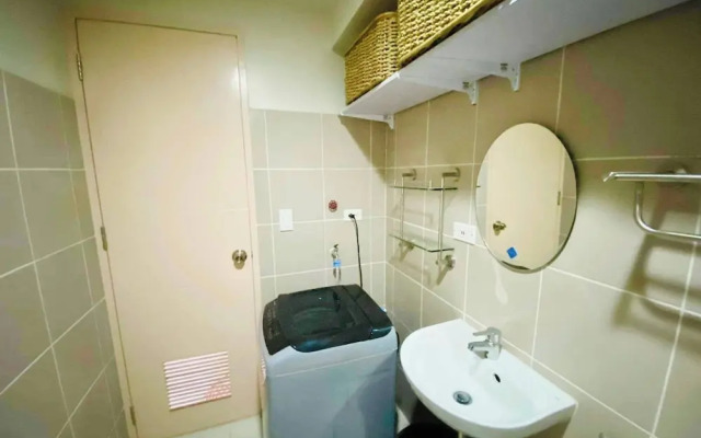 2br Unit at Asmara Near St Lukes Medical Center