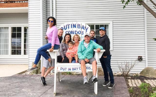 Put-In-Bay Poolview Condo #2