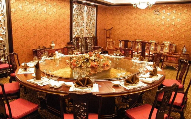 Gezhouba Hotel