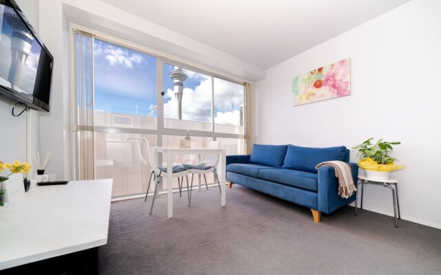 Cozy 2 Bedroom Apartment in CBD