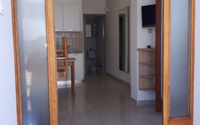 Mari - Close to the sea & Parking - A2