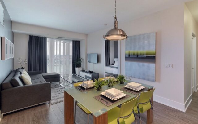 300 Front Street West Signature Collection