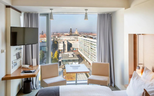 Occidental Dresden Newa