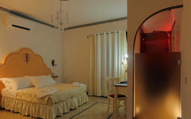 Palazzo Mari Suite & Rooms