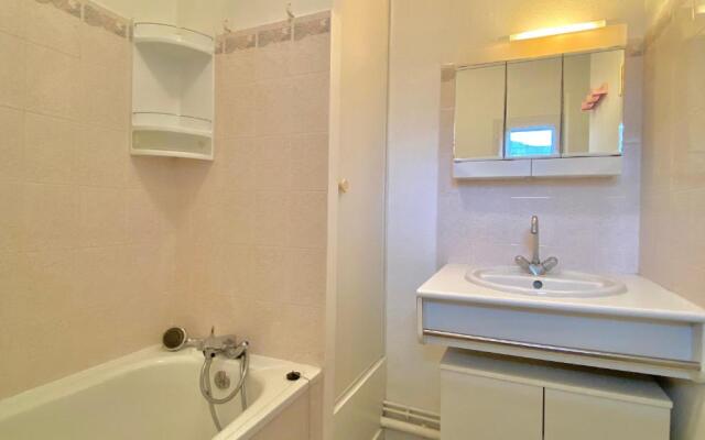 REF 042 Appartement T2 avec balcon Arzon