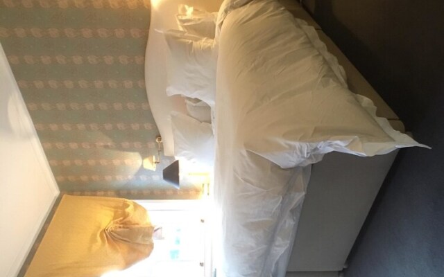 Chelsea 2 Bedroom Apartment