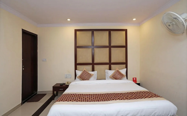 OYO 10750 Hotel Vivek