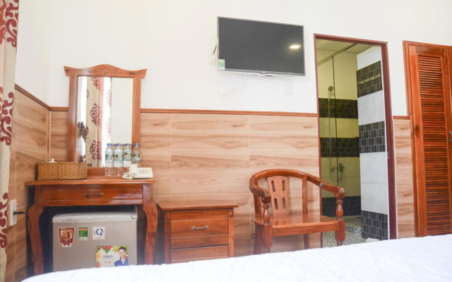 Huu Le Hotel – Guest Rooms – Phu Quoc