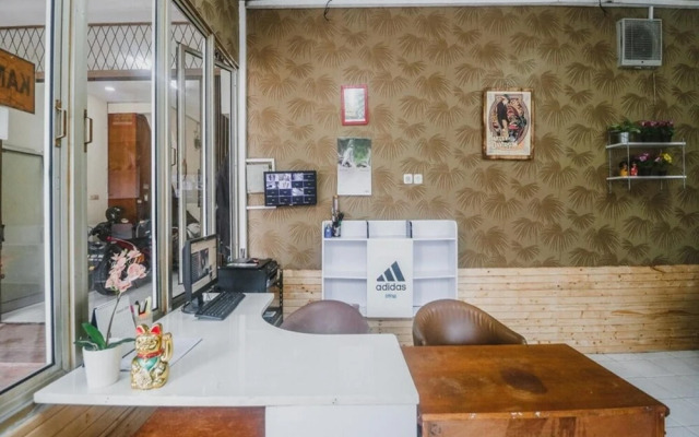RedDoorz near Lokasari Mangga Besar 7