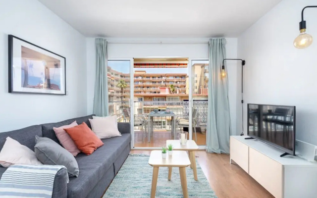 Apartment - 2 Bedrooms with Pool, WiFi and Sea views - 107864