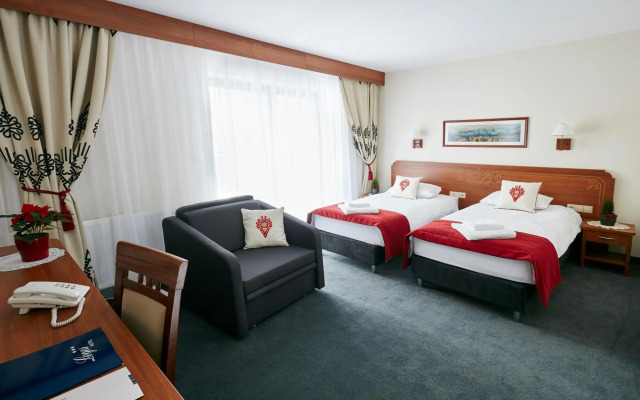 Hotel Logos