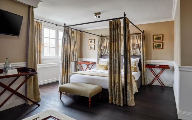 The Pand Hotel
