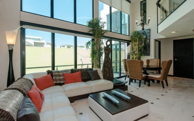 Lotus-7 by Playa District