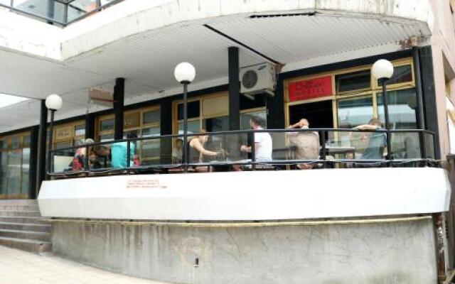 Chillton downtown hostel