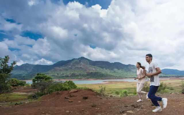 Residency Lake Resort & Spa