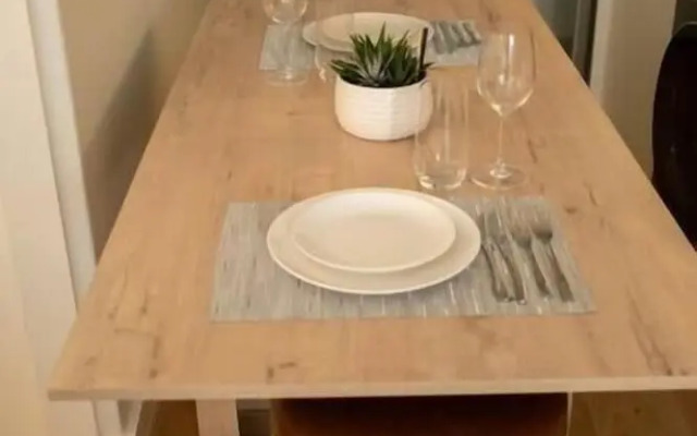 Luxurious Sea Point Apartment With Private Entrance