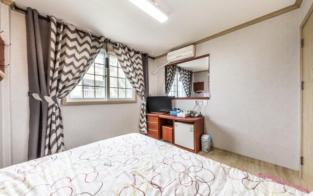 Yangyang Hajodae Donghwa Beach