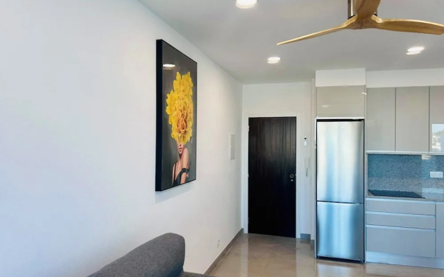 Spectacular Lagos Marina View apt on Promenade
