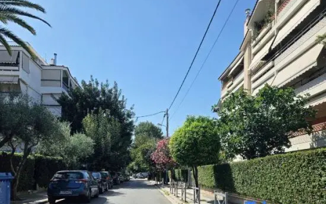 Spacious 3BR Apt w/ Large Balcony|Near Metro & ACS