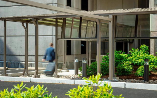 Fairfield by Marriott Inn & Suites Providence Airport Warwick