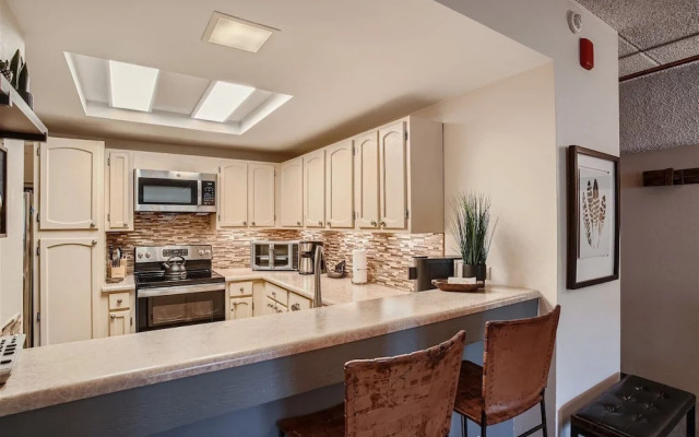 Your Next Vacay at Peak 9 Ski-in/ski-out