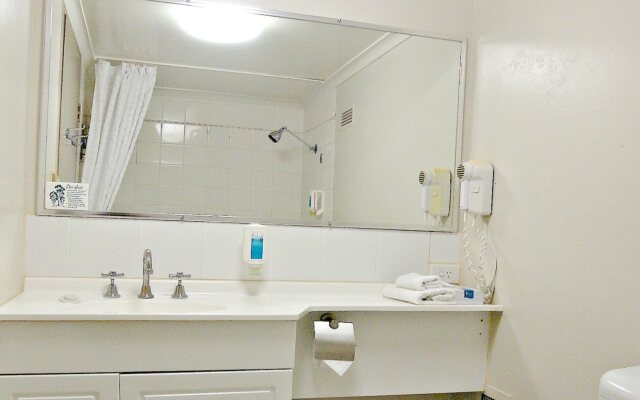 Rockhampton Plaza Hotel International