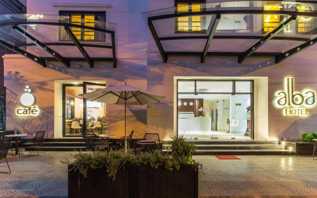 Alba Hotel