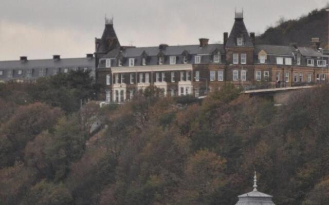Weston Hotel