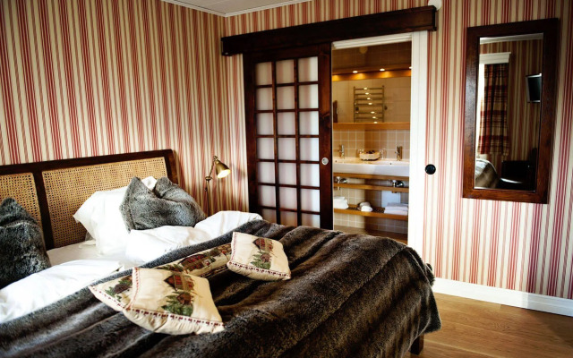 Gammelgården Hotell