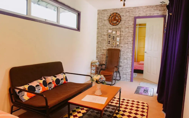 Lumut Cube Homestay Kontena