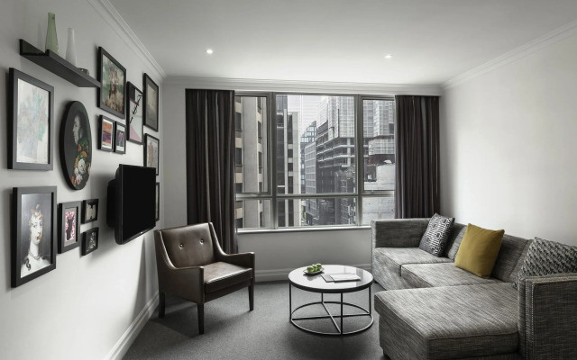Mantra 2 Bond Street Sydney