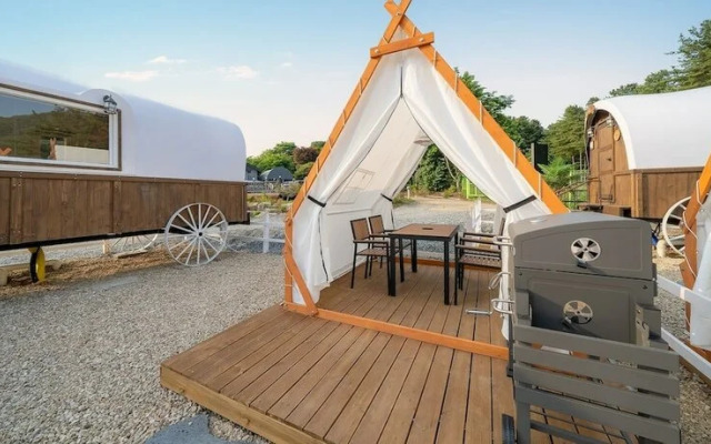 Gapyeong JH Western Glamping