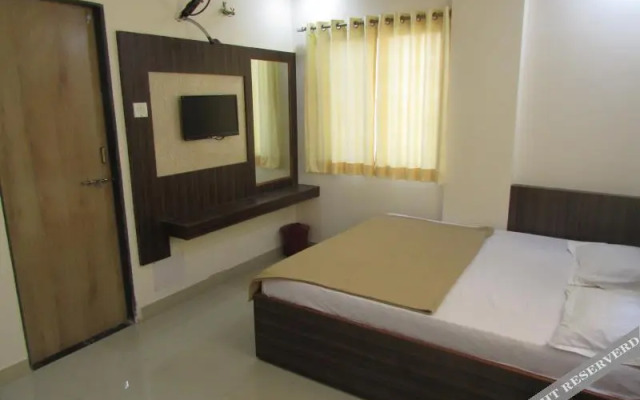 Hotel Sai Ashirwad