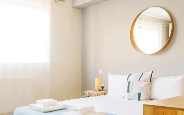 Spacious 3 Bedroom Apartment in South Kensington near Museums